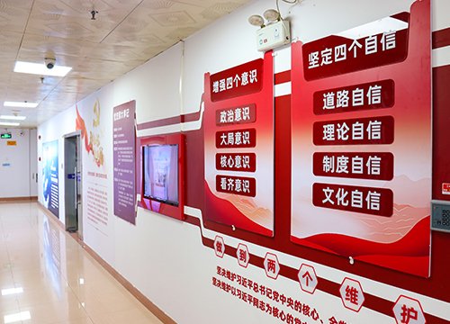 强化标杆引领，推进阵地建设